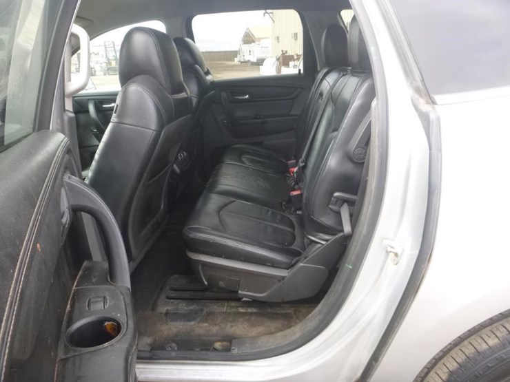 2013-chevrolet-traverse-image-6
