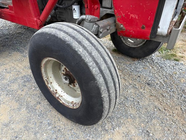 massey-ferguson-255-image-4