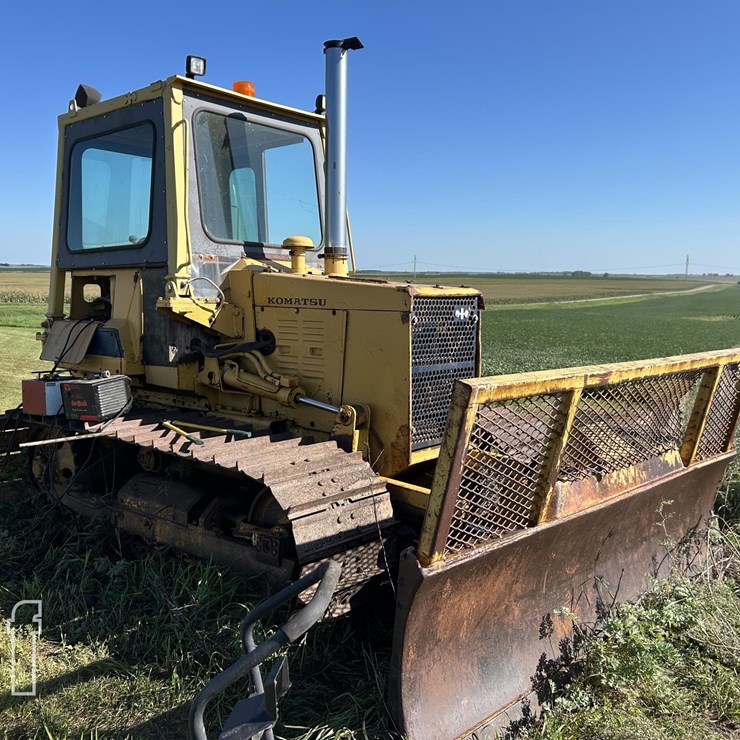 KOMATSU D31P-17