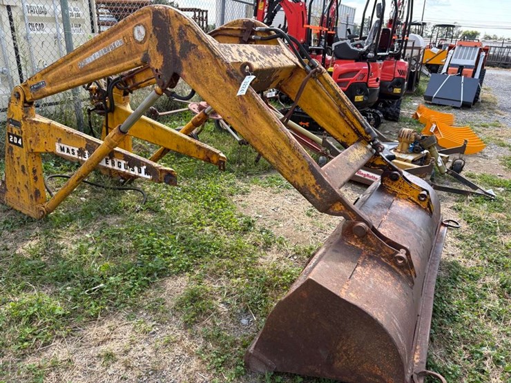 massey-ferguson-204-image-1