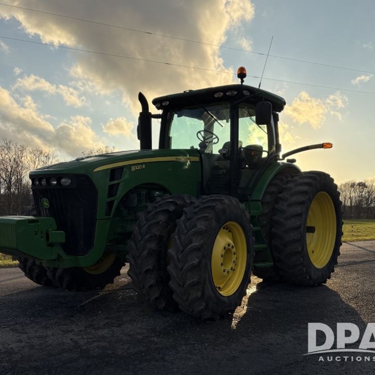 2010 JOHN DEERE 8320R