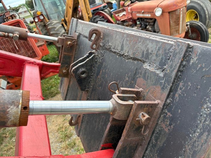 massey-ferguson-255-image-16
