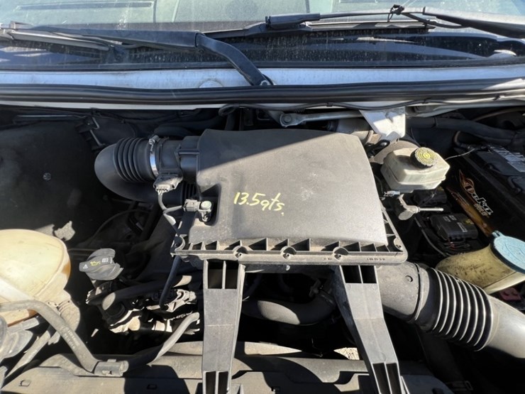 2013-freightliner-sprinter-2500-image-13