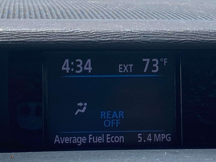 2011-toyota-sienna-image-17