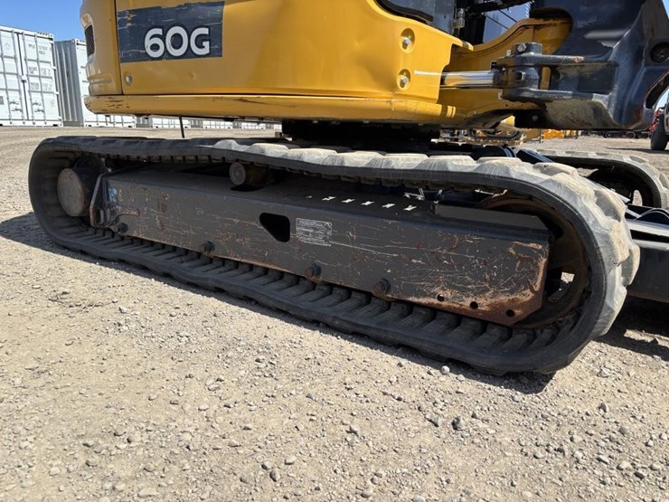 2021-deere-60g-image-26