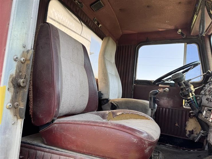1988-kenworth-w900b-image-26