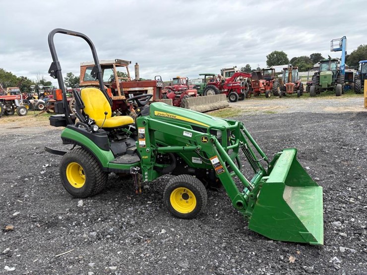 john-deere-1025r-image-6