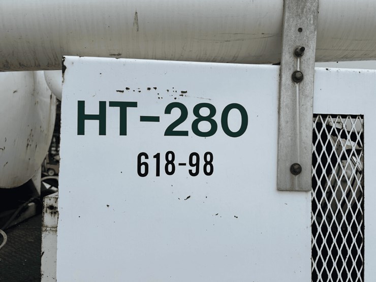 2012-international-durastar-4300-image-11