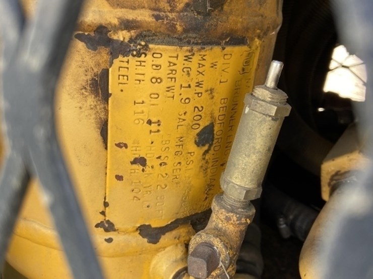 1988-mack-rd686s-image-42