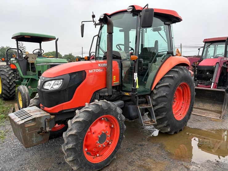 new-holland-354-image-1
