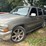 2001-chevrolet-suburban-image-1