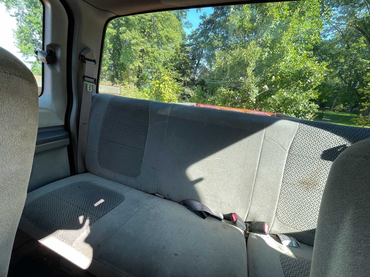 2001-ford-f250-image-23