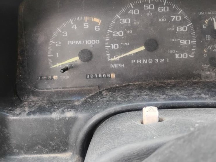 1996-chevrolet-2500-image-4