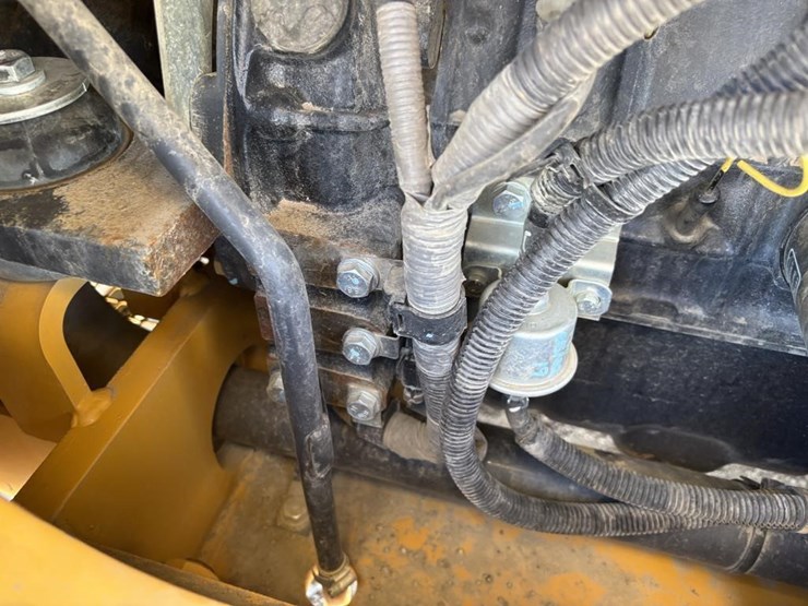 2021-deere-60g-image-49