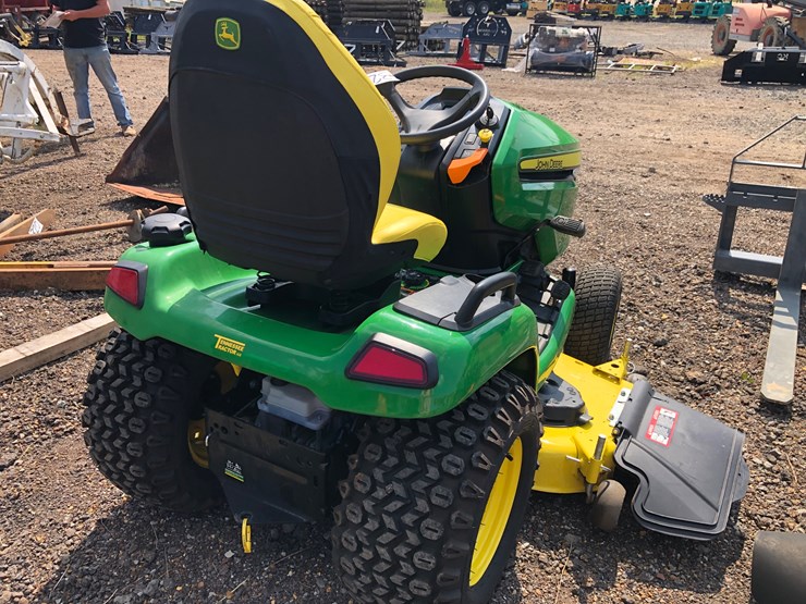 john-deere-x590-image-3