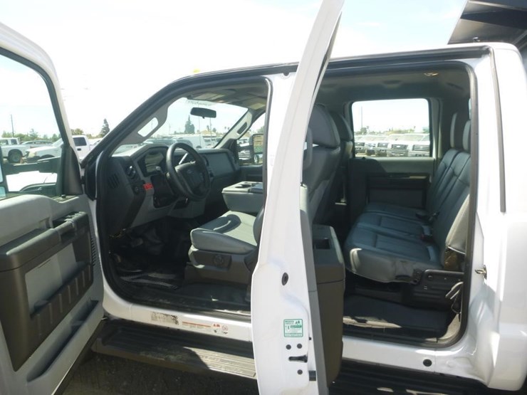 2015-ford-f550-image-14