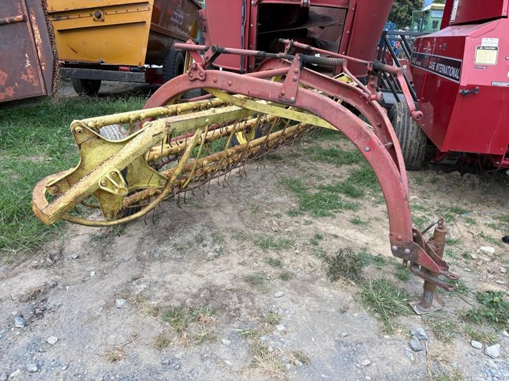 new-holland-56b-image-1