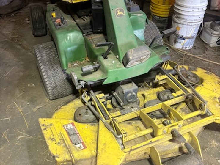 john-deere-f725-image-3