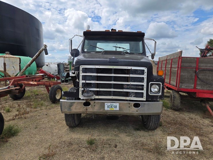 1989-international-s2300-image-2