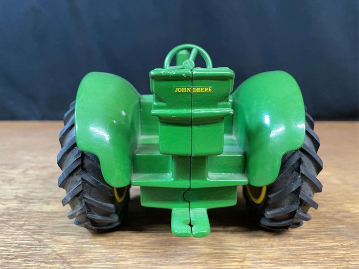 john-deere-830-image-5