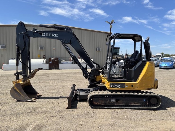 2021-deere-60g-image-5