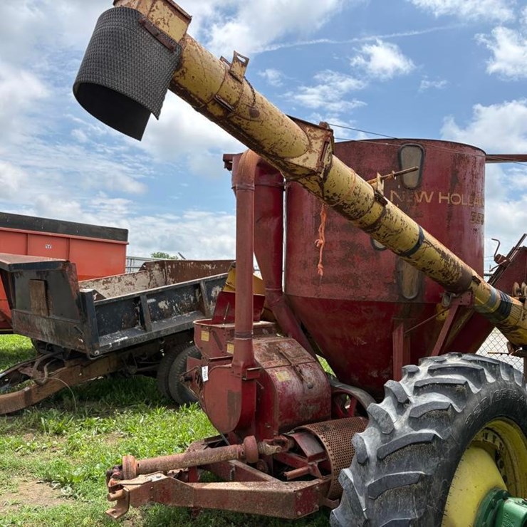 NEW HOLLAND 355