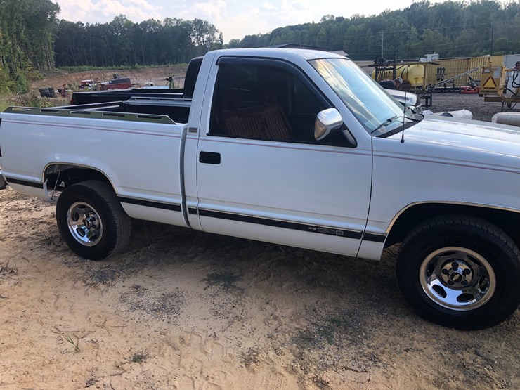 chevrolet-1500-image-3