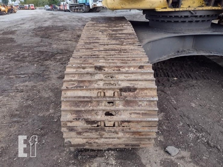 komatsu-pc220-lc-8-image-26