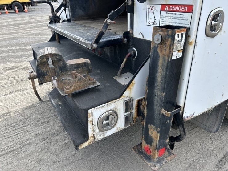 2019-ford-f550-xl-sd-image-36