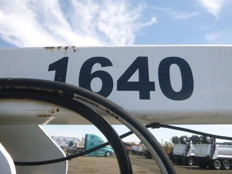 2015-ford-f550-image-9