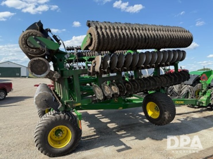 2020-john-deere-2680h-image-3