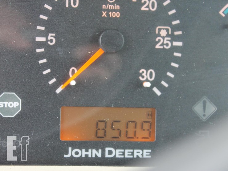 2013-john-deere-4720-image-8