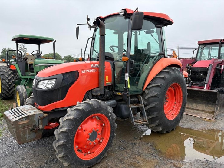 new-holland-354-image-2