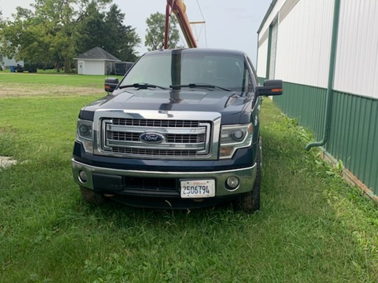 2014-ford-f150-xlt-image-2