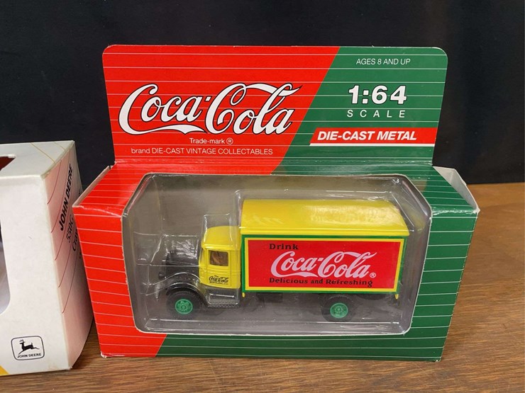 john-deere-64-image-2