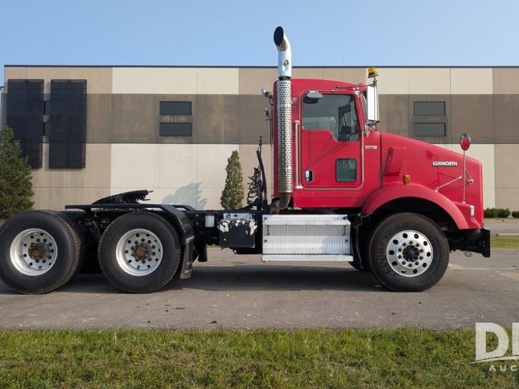 2009-kenworth-t800-image-4
