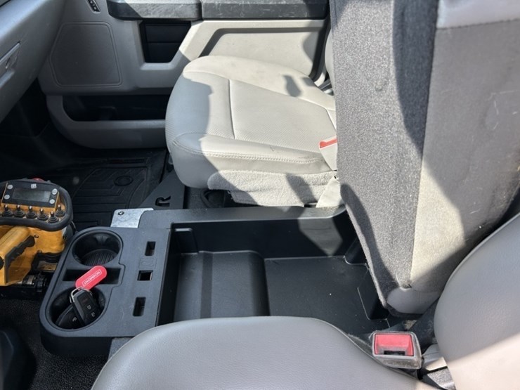 2019-ford-f550-xl-sd-image-27