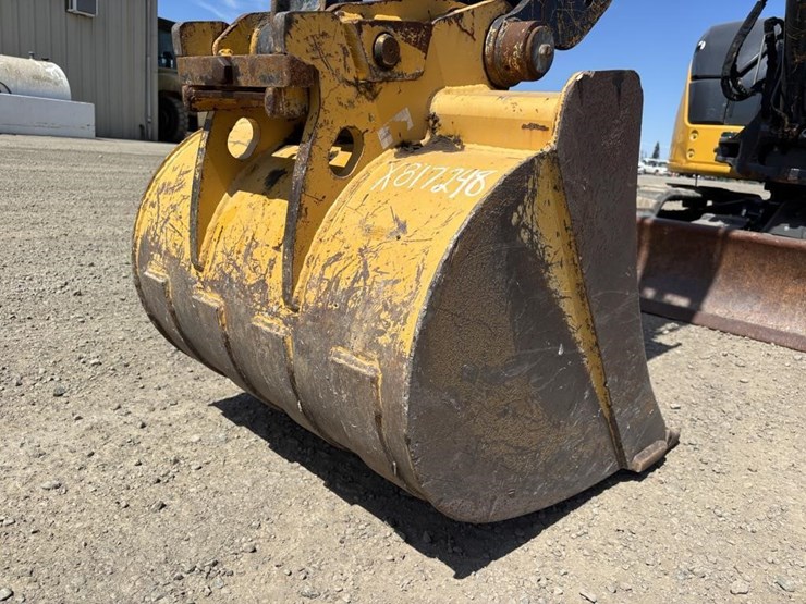 2021-deere-60g-image-13