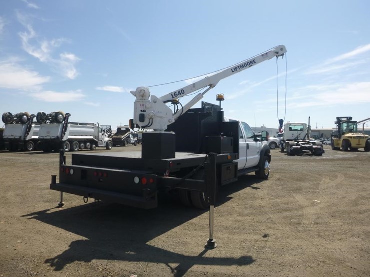 2015-ford-f550-image-12