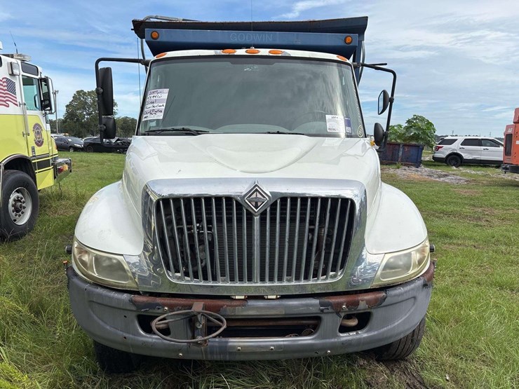 2007-international-durastar-4300-image-25