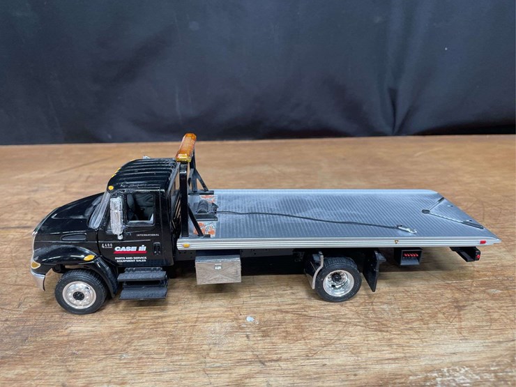 international-durastar-4400-image-4