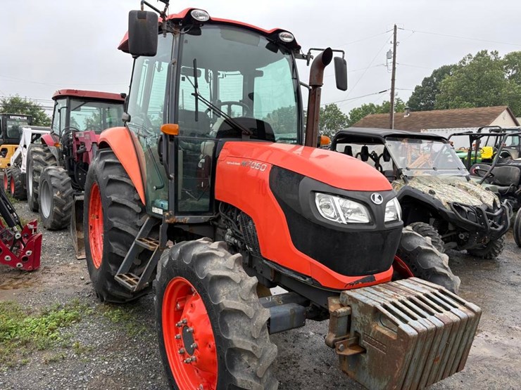 new-holland-354-image-4