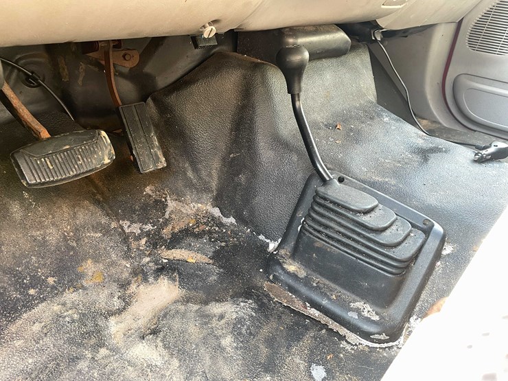 2001-ford-f250-image-22