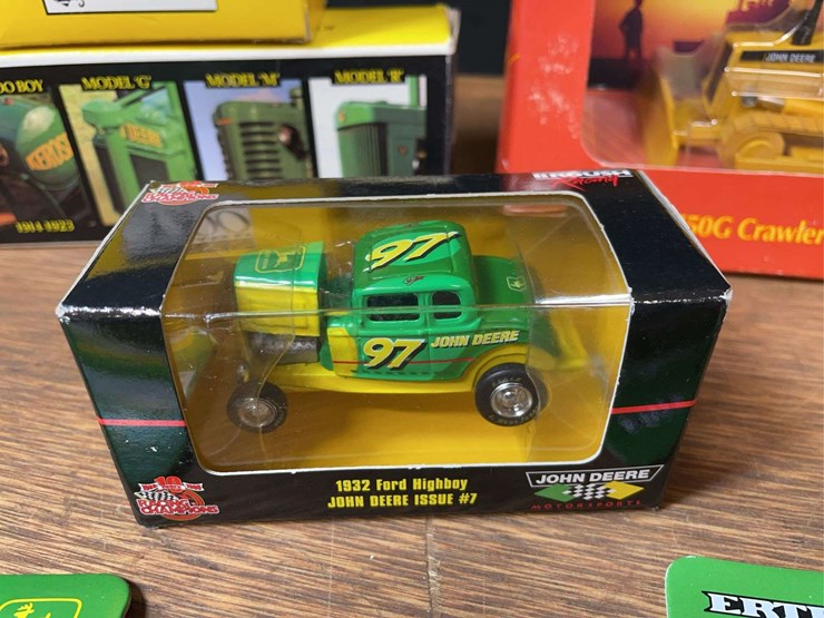 john-deere-64-image-6