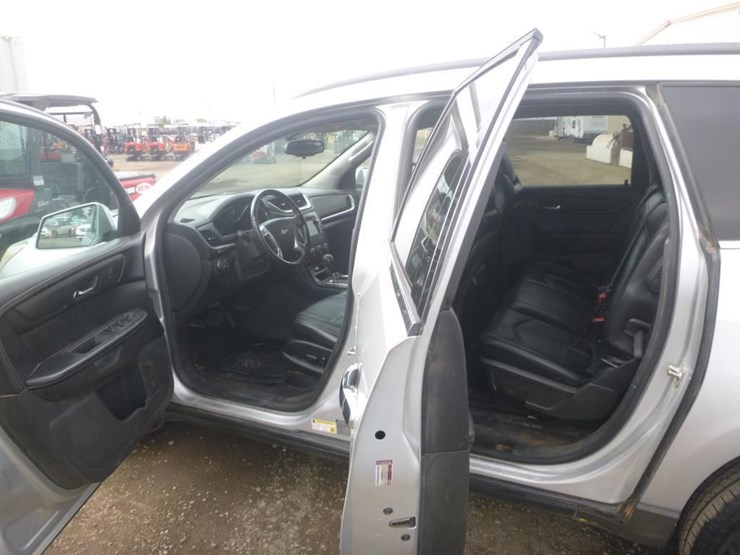 2013-chevrolet-traverse-image-5