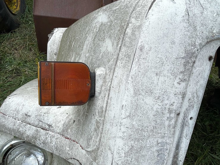 ford-9000-image-11