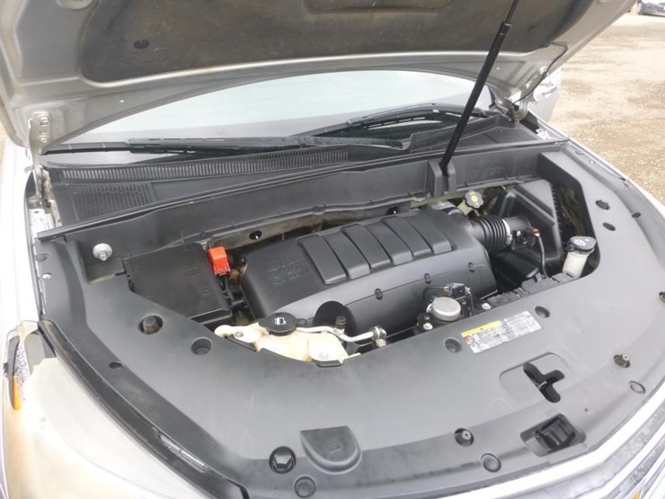 2013-chevrolet-traverse-image-11