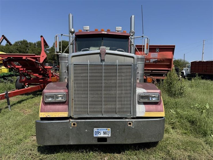 1988-kenworth-w900b-image-3