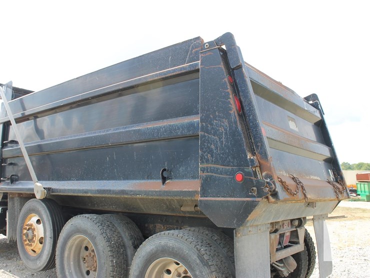 1900-kenworth-t800-image-7