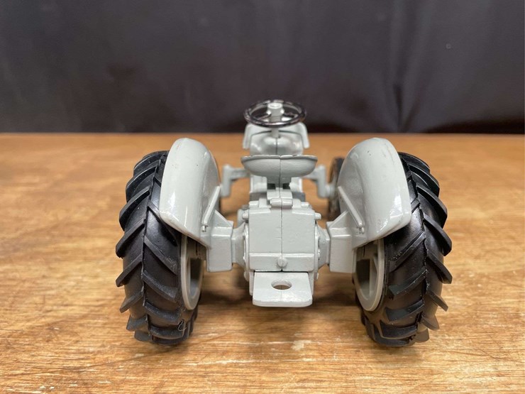 ford-9n-image-12